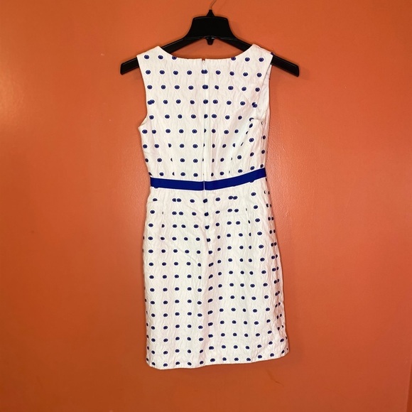 ⭐️Reposh⭐️ CARMEN MARC VALVO Size 4
White Blue Polka Dot Embroidered Dress - Picture 3 of 10